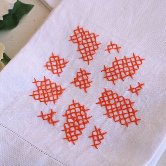 Vintage White Linen Damask Towels With Orange Cross Stitch, Set Of Hand Towel - Picture 2 of 13
